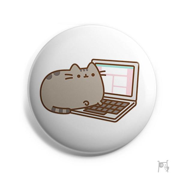 Значок котик с ноутбуком (2,5см; арт.3482)